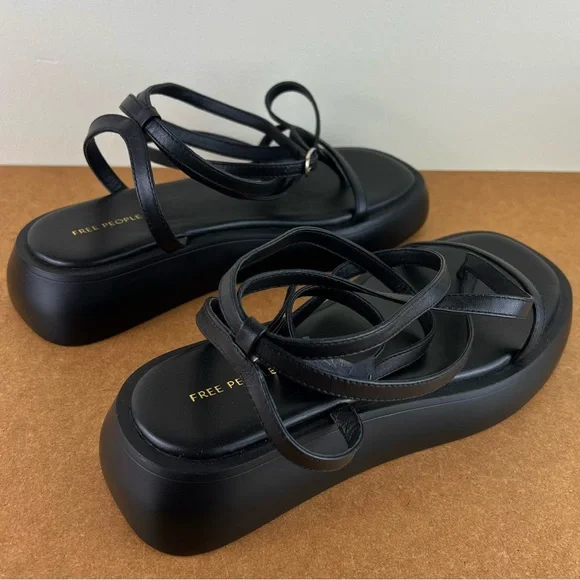 NEW FREE PEOPLE BLACK LEATHER STRAPPY PLATFORM SANDALS - Picture 4 of 13